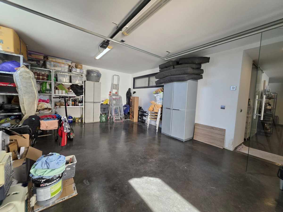 Huis te koop in Estepona | 4 slaapkamers H5346628