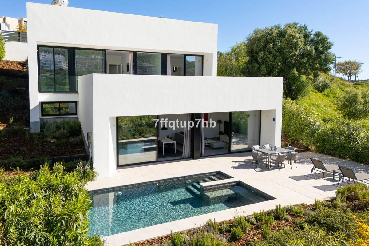 Huis te koop in Estepona | 3 slaapkamers H5346664