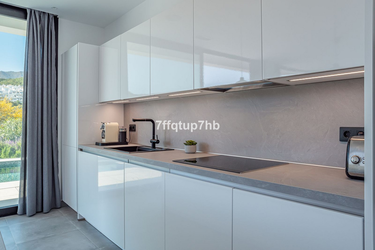 Huis te koop in Estepona | 3 slaapkamers H5346664