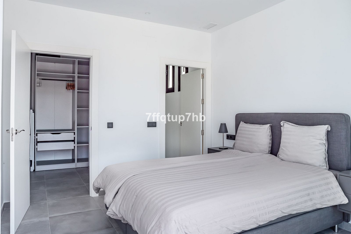 Huis te koop in Estepona | 3 slaapkamers H5346664