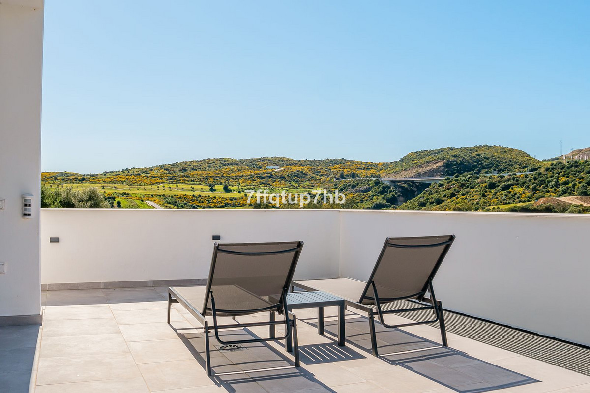 Huis te koop in Estepona | 3 slaapkamers H5346664