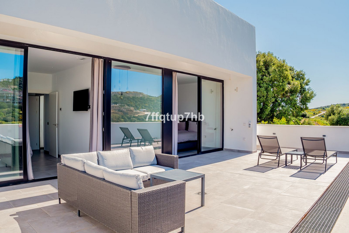 Huis te koop in Estepona | 3 slaapkamers H5346664