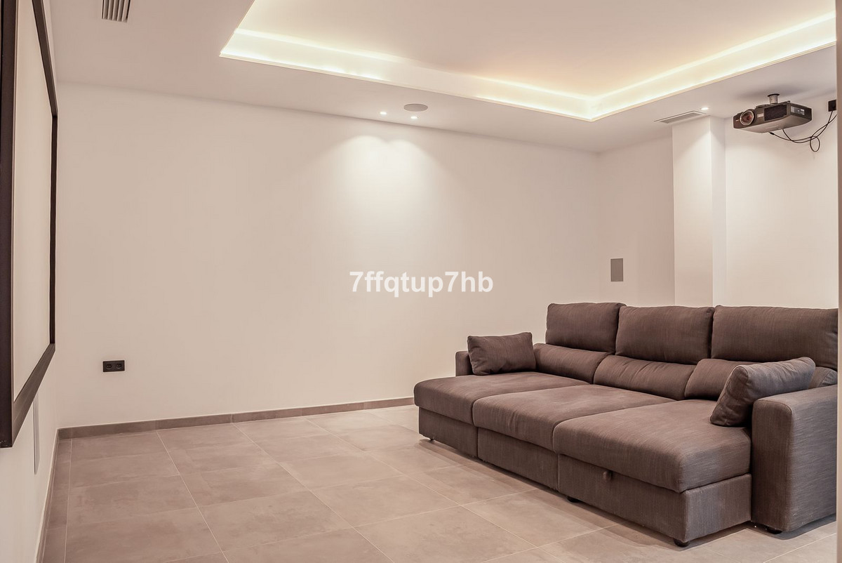 Huis te koop in Estepona | 3 slaapkamers H5346664