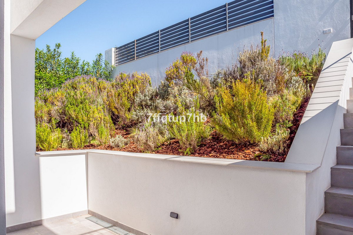 Huis te koop in Estepona | 3 slaapkamers H5346664