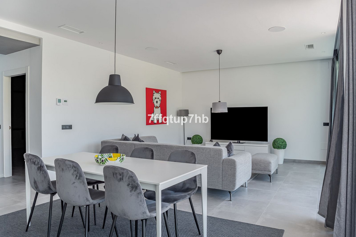 Huis te koop in Estepona | 3 slaapkamers H5346664