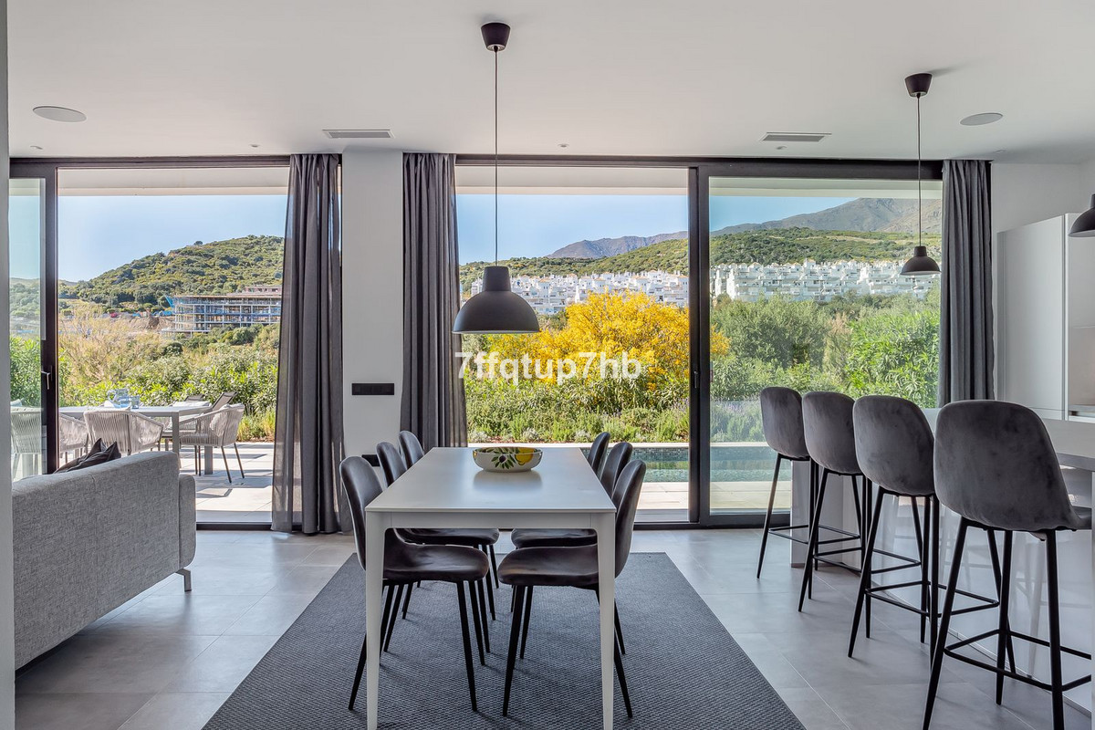 Huis te koop in Estepona | 3 slaapkamers H5346664