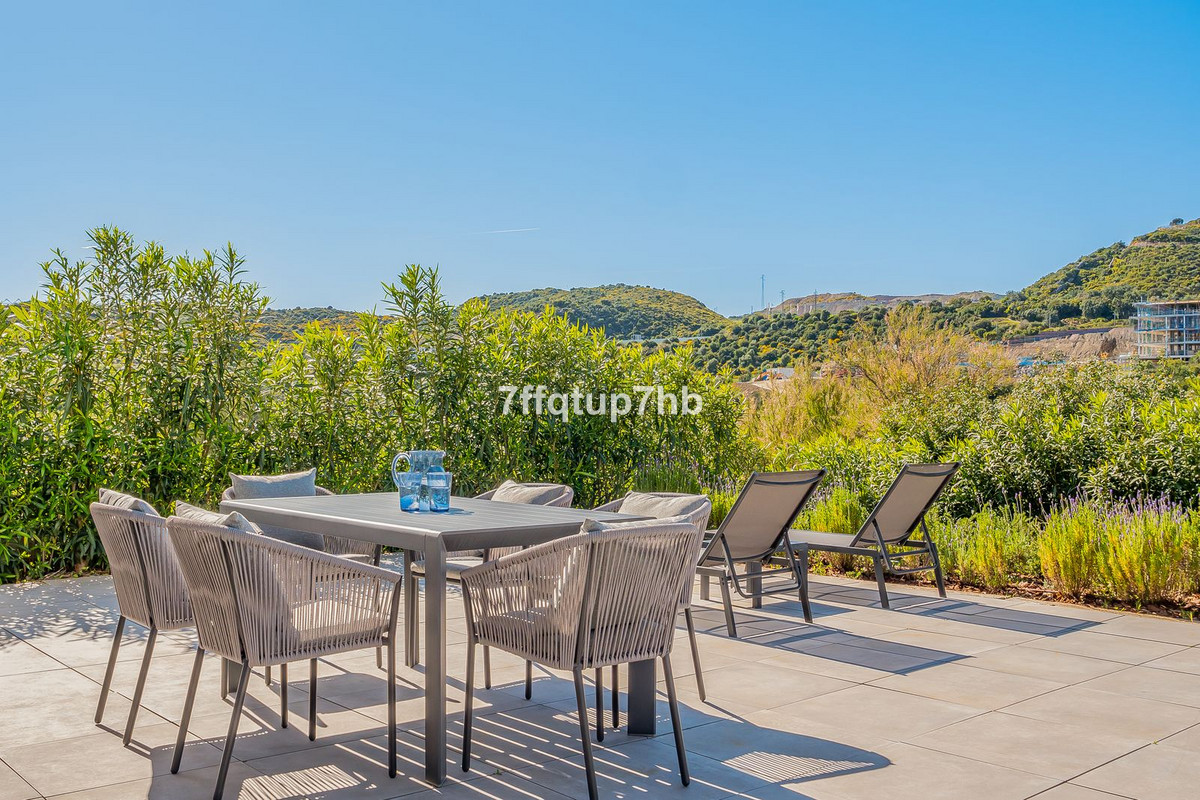 Huis te koop in Estepona | 3 slaapkamers H5346664