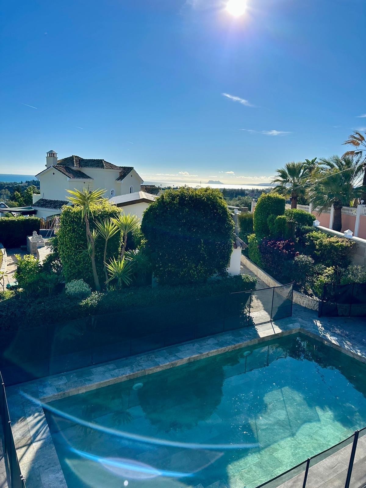 Huis te koop in Estepona | 6 slaapkamers H5347618