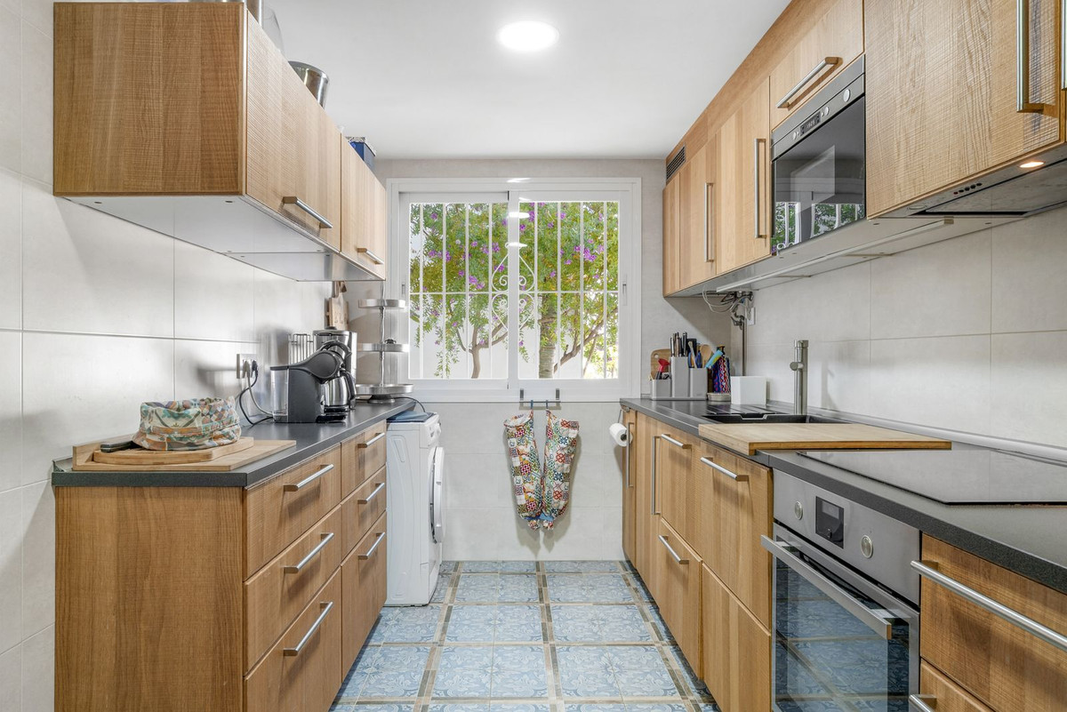 Huis te koop in Estepona | 3 slaapkamers H5347960