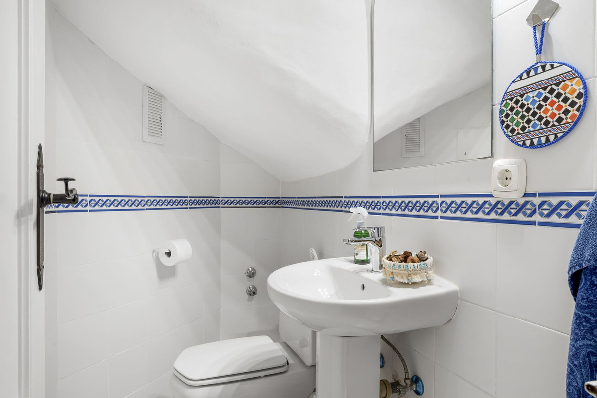 Huis te koop in Estepona | 3 slaapkamers H5347960