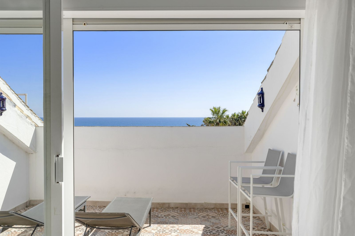 Huis te koop in Estepona | 3 slaapkamers H5347960