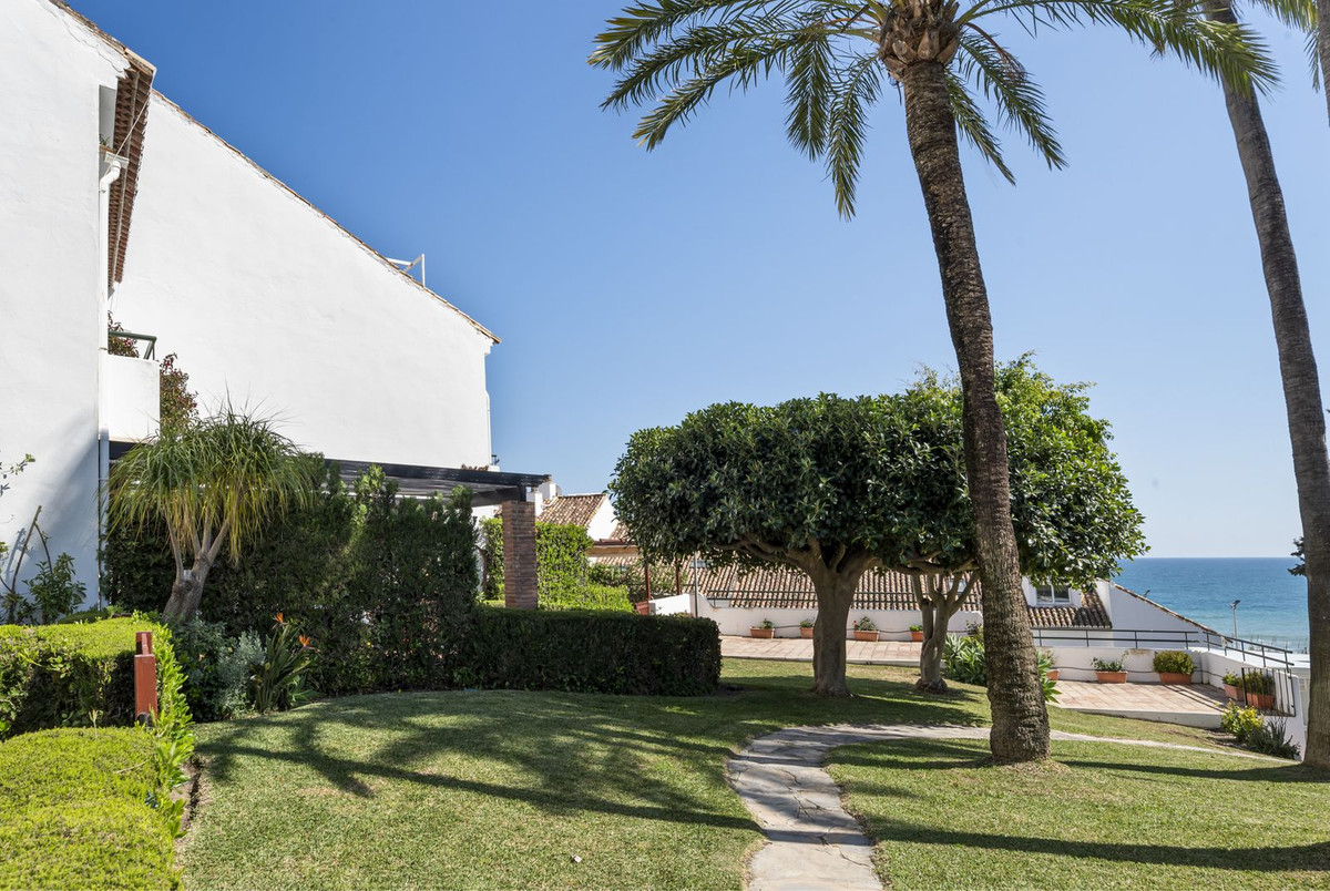 Huis te koop in Estepona | 3 slaapkamers H5347960