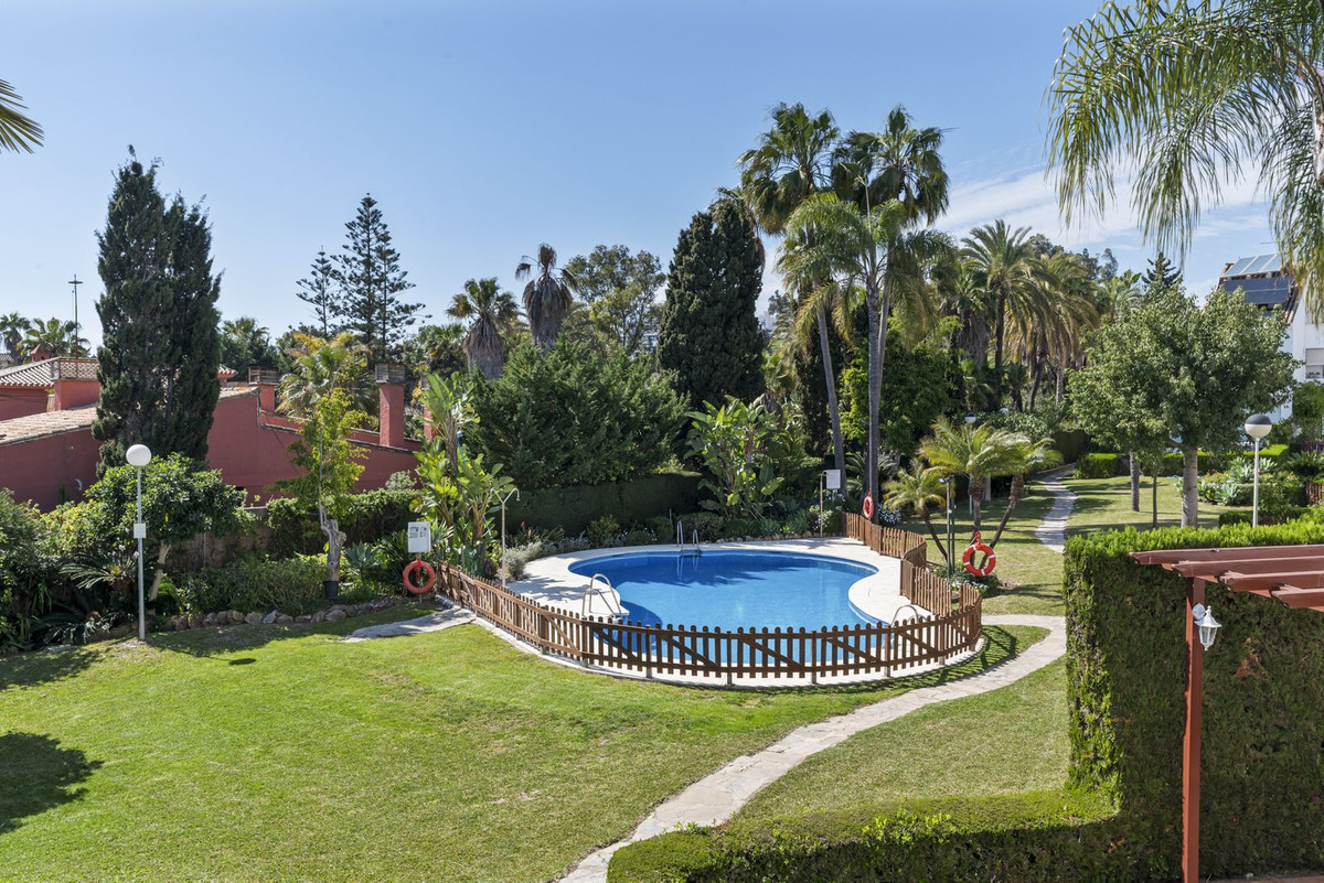 Huis te koop in Estepona | 3 slaapkamers H5347960
