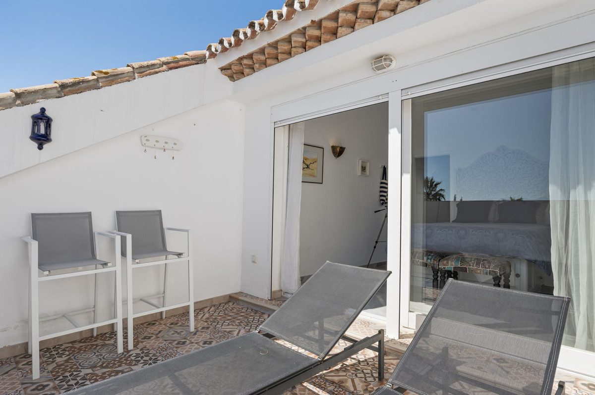 Huis te koop in Estepona | 3 slaapkamers H5347960
