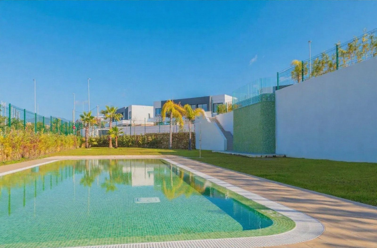 Huis te koop in Estepona | 3 slaapkamers H5347999