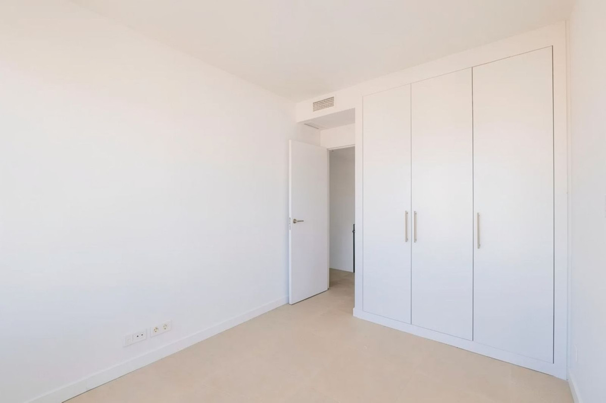 Huis te koop in Estepona | 3 slaapkamers H5347999
