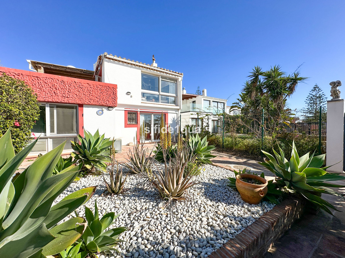 Huis te koop in Estepona | 3 slaapkamers H5348221