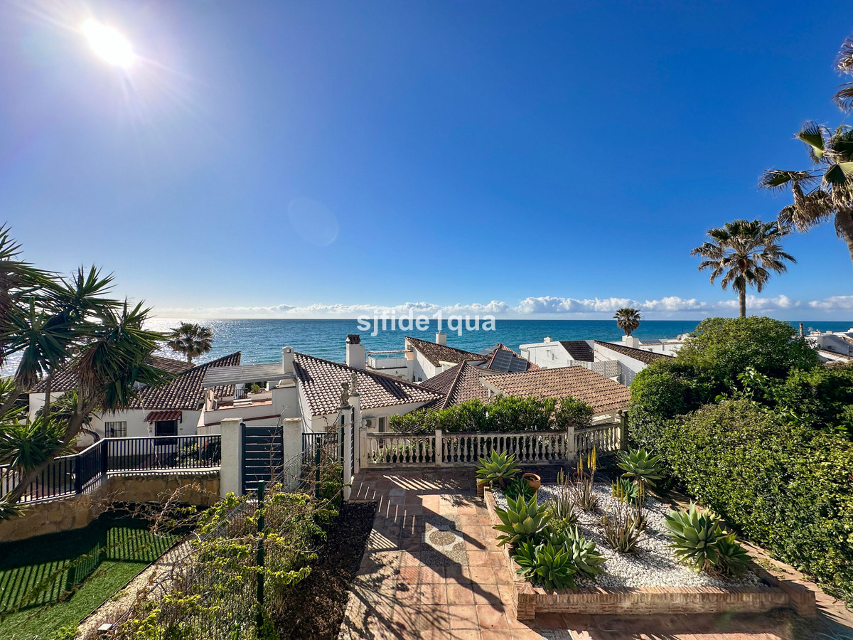 Huis te koop in Estepona | 3 slaapkamers H5348221
