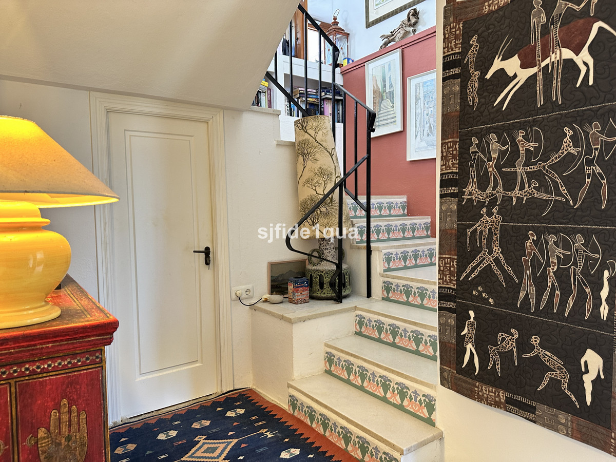 Huis te koop in Estepona | 3 slaapkamers H5348221