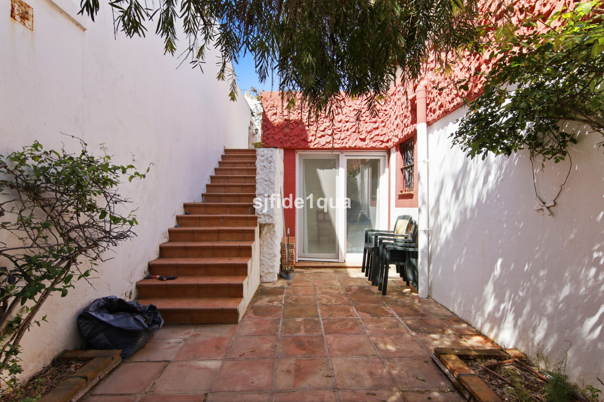 Huis te koop in Estepona | 3 slaapkamers H5348221
