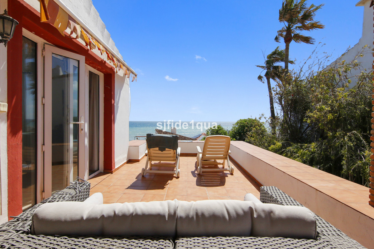 Huis te koop in Estepona | 3 slaapkamers H5348221