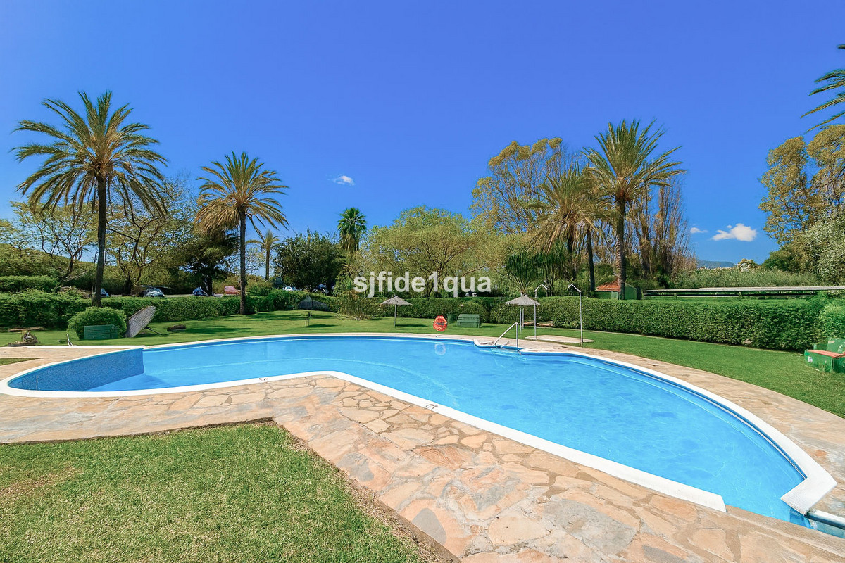 Huis te koop in Estepona | 3 slaapkamers H5348221