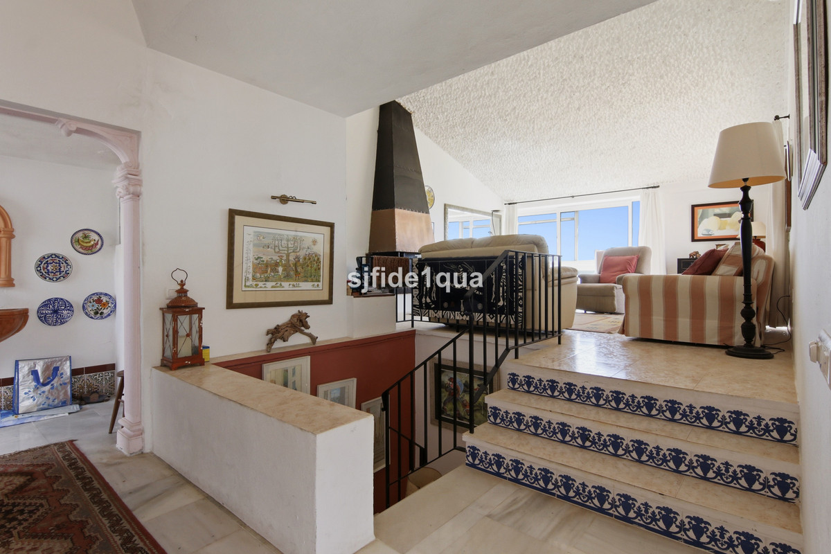 Huis te koop in Estepona | 3 slaapkamers H5348221