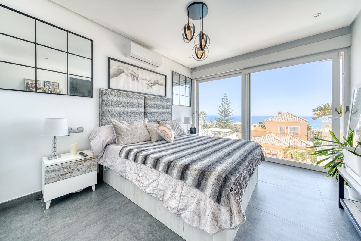 Huis te koop in Estepona | 5 slaapkamers H5350456