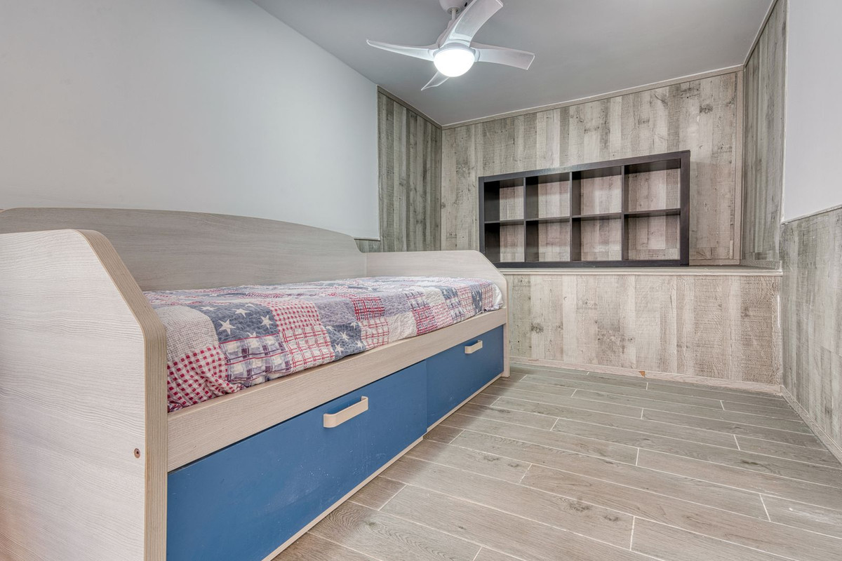 Huis te koop in Estepona | 5 slaapkamers H5350456