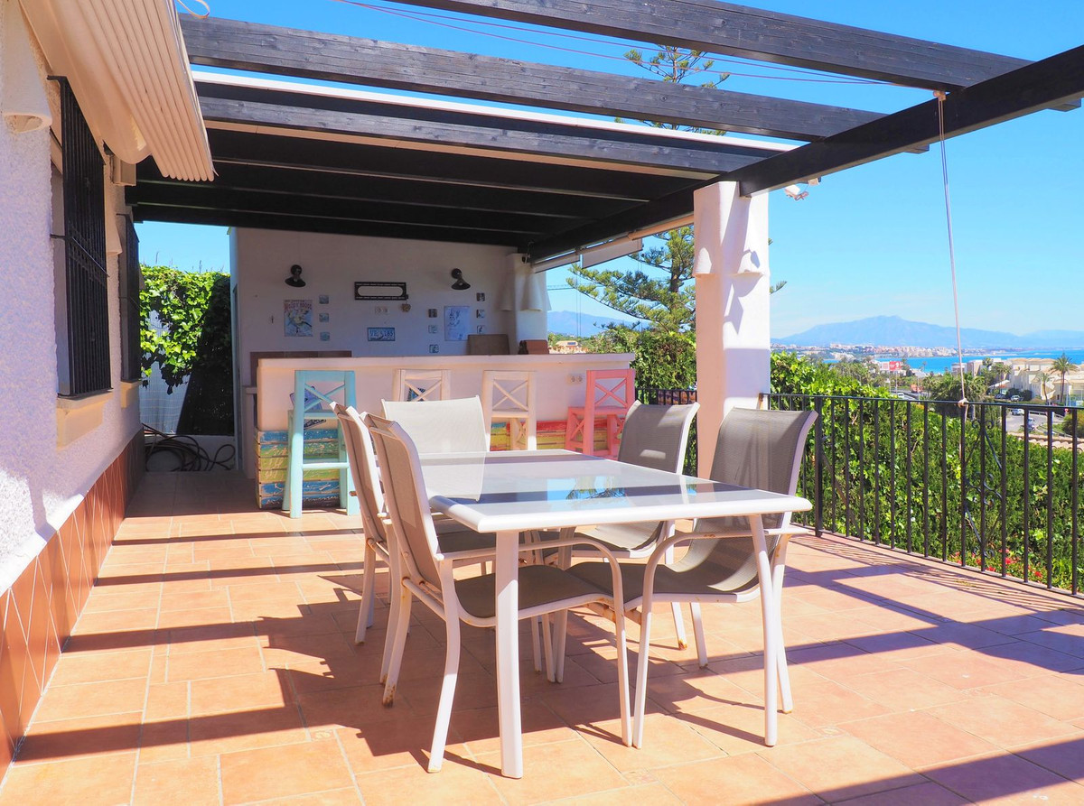 Huis te koop in Estepona | 5 slaapkamers H5350765