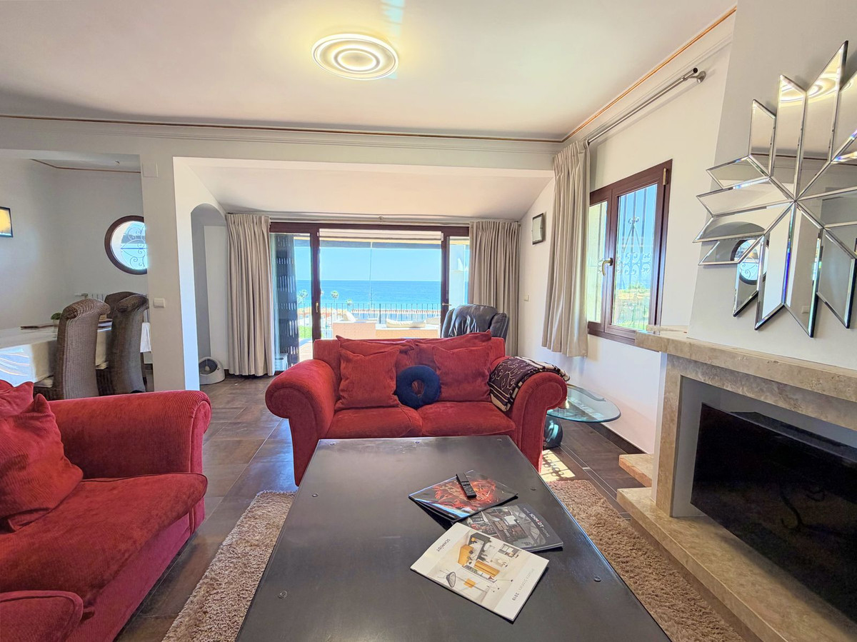 Huis te koop in Estepona | 5 slaapkamers H5350765