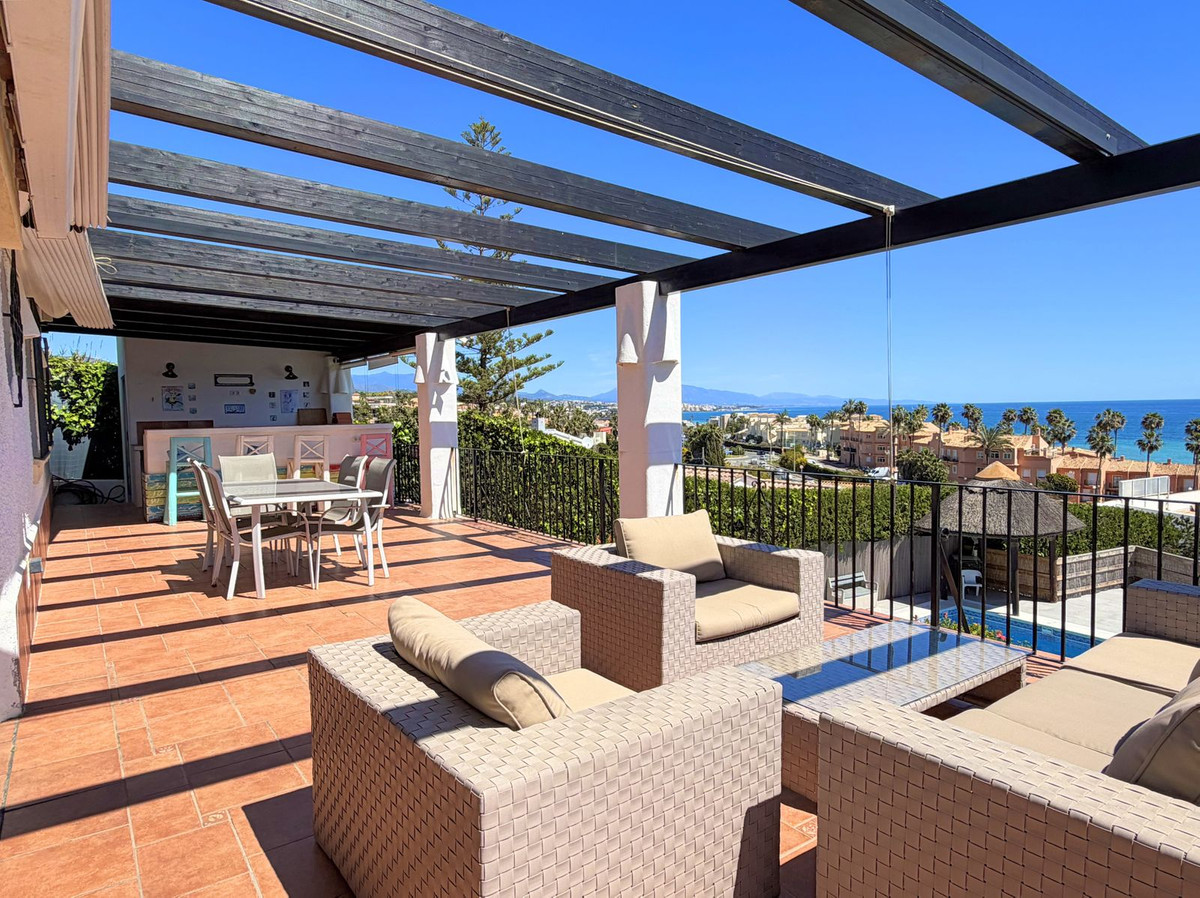 Huis te koop in Estepona | 5 slaapkamers H5350765