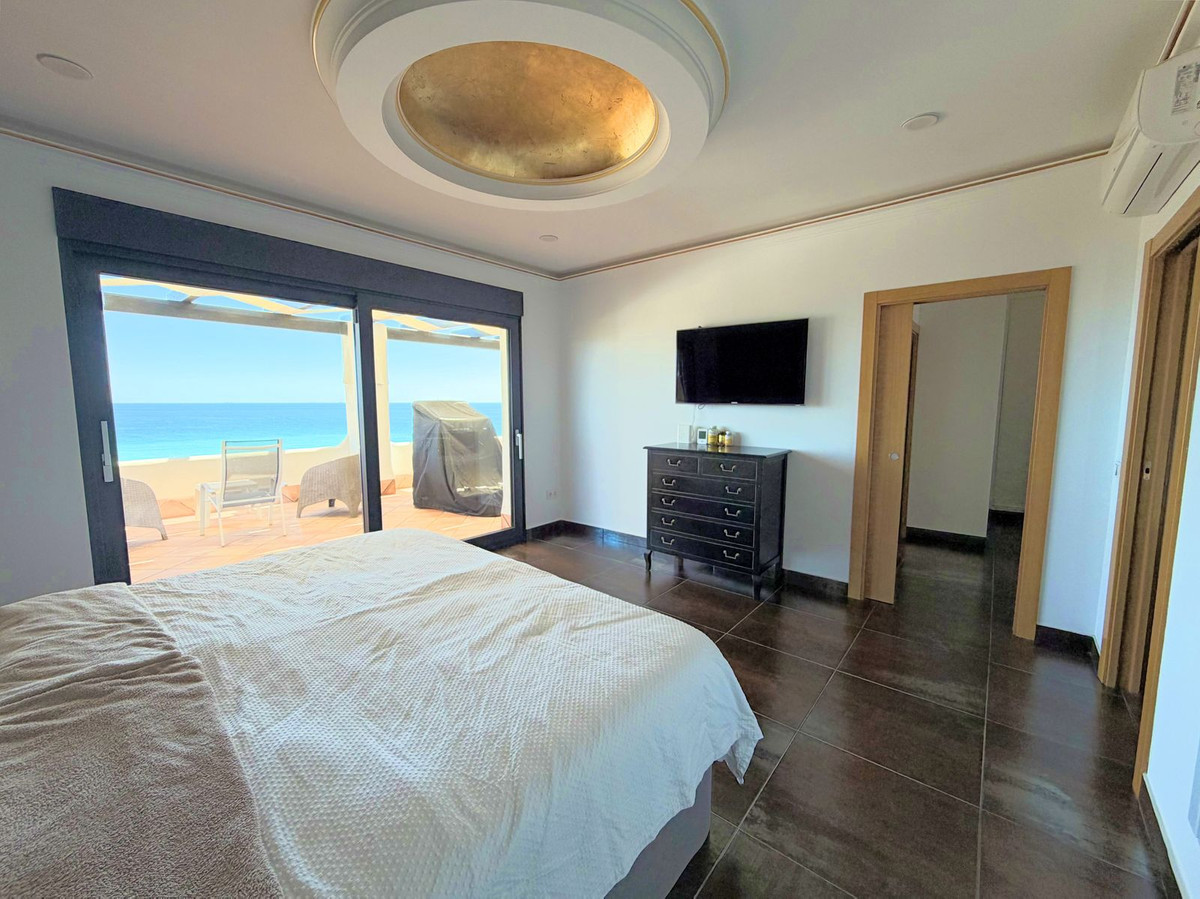 Huis te koop in Estepona | 5 slaapkamers H5350765