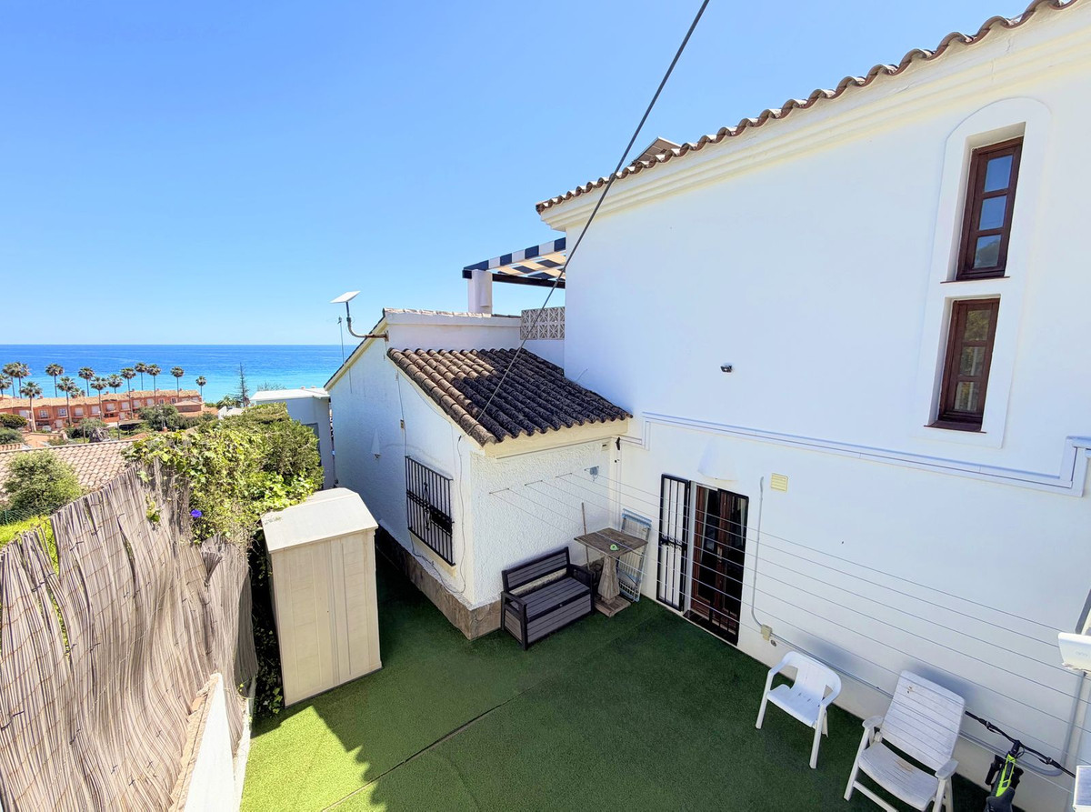 Huis te koop in Estepona | 5 slaapkamers H5350765