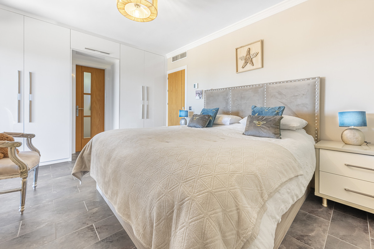 Huis te koop in Estepona | 6 slaapkamers H5351197