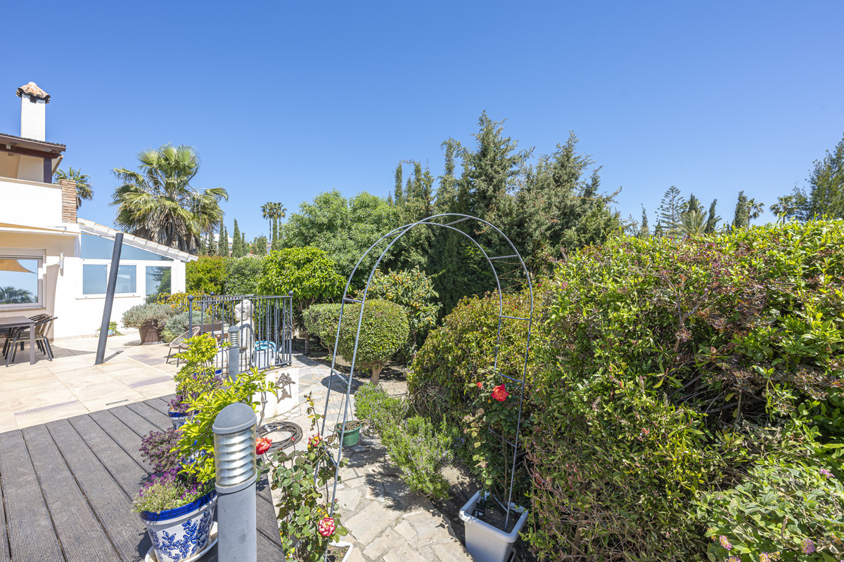 Huis te koop in Estepona | 6 slaapkamers H5351197