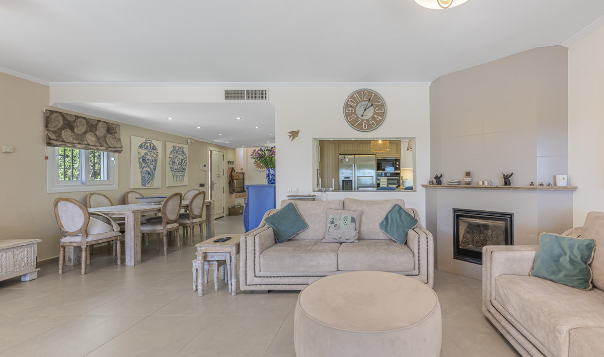 Huis te koop in Estepona | 6 slaapkamers H5351197