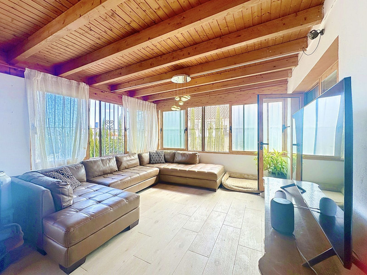 Huis te koop in Estepona | 3 slaapkamers H5351443