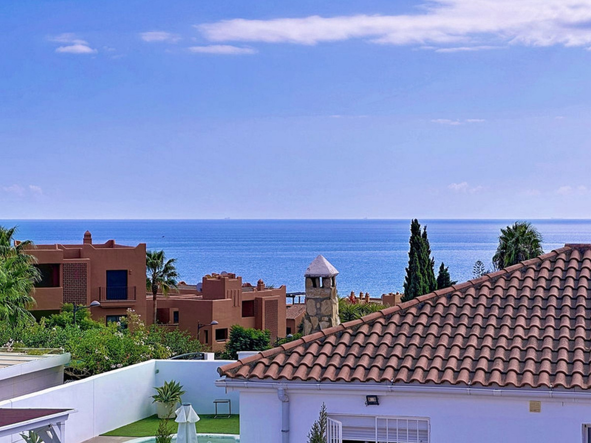Huis te koop in Estepona | 3 slaapkamers H5351443