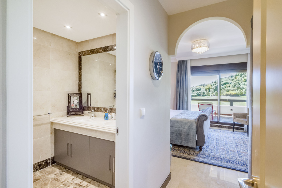 Huis te koop in Estepona | 4 slaapkamers H5352838