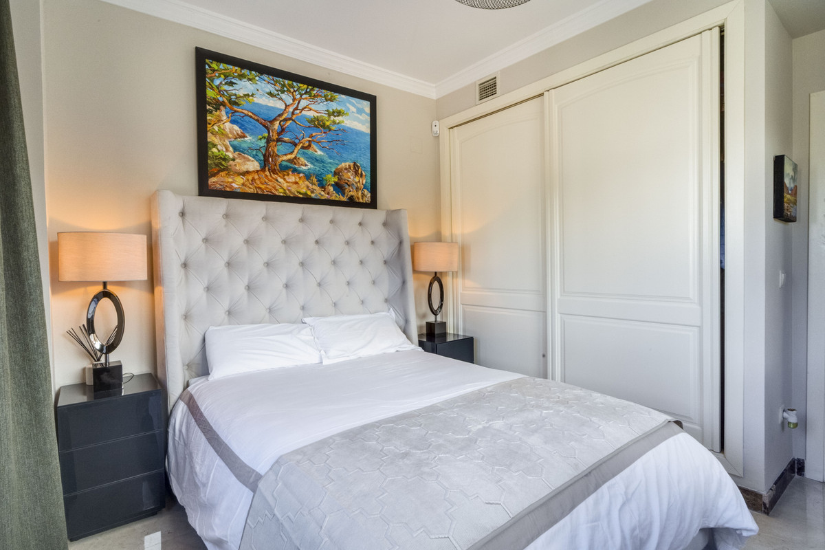 Huis te koop in Estepona | 4 slaapkamers H5352838