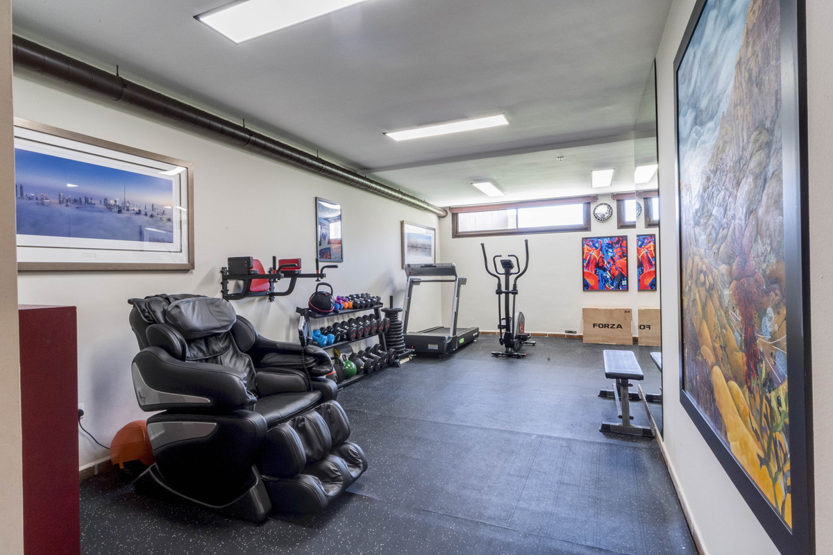 Huis te koop in Estepona | 4 slaapkamers H5352838