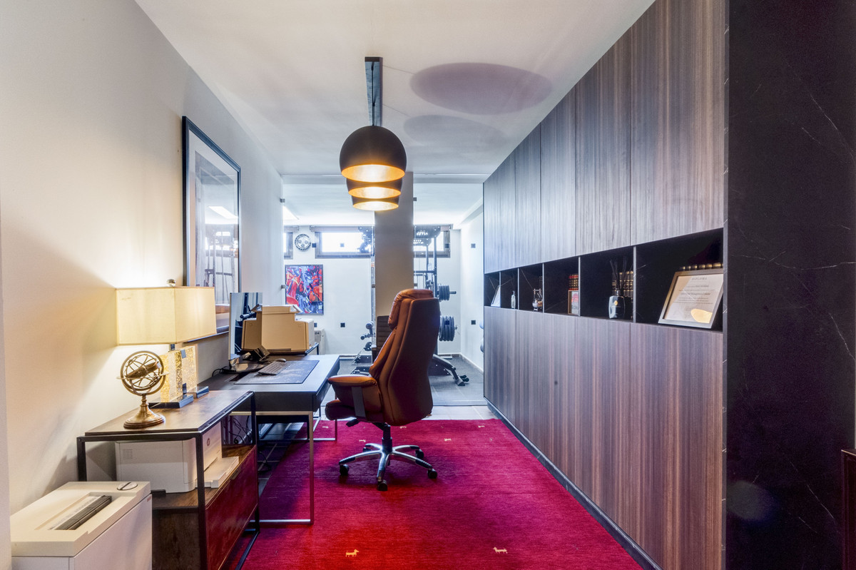 Huis te koop in Estepona | 4 slaapkamers H5352838