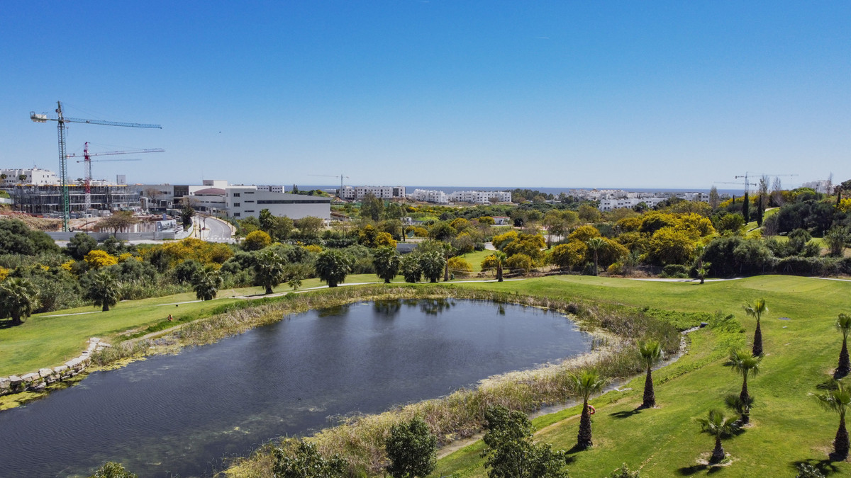 Huis te koop in Estepona | 4 slaapkamers H5352838