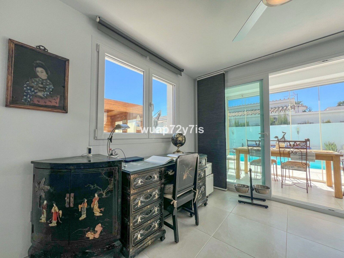 Huis te koop in Estepona | 3 slaapkamers H5353549