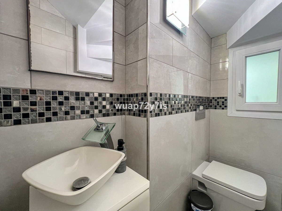 Huis te koop in Estepona | 3 slaapkamers H5353549