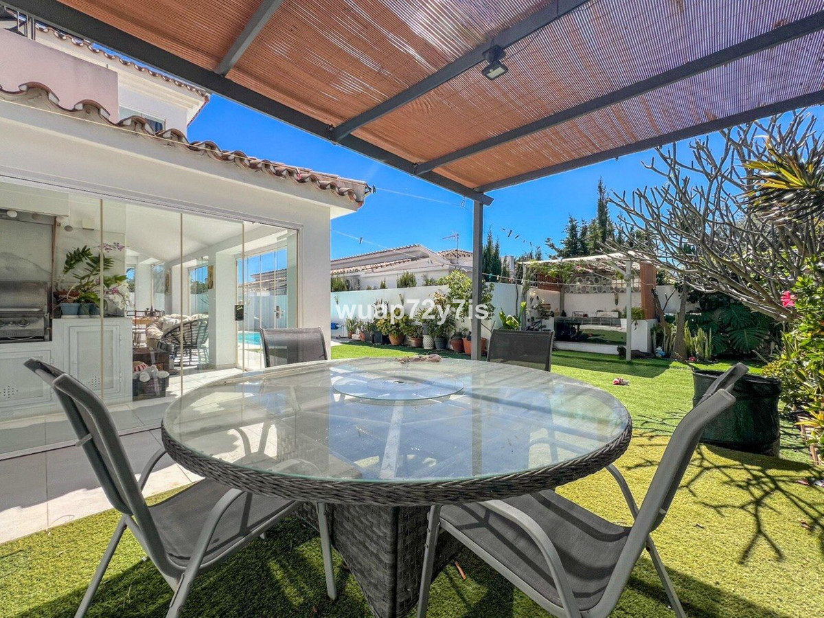 Huis te koop in Estepona | 3 slaapkamers H5353549