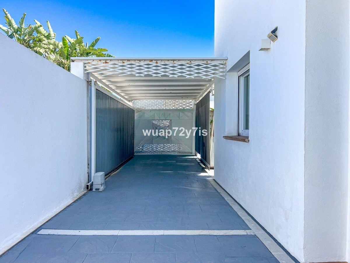 Huis te koop in Estepona | 3 slaapkamers H5353549