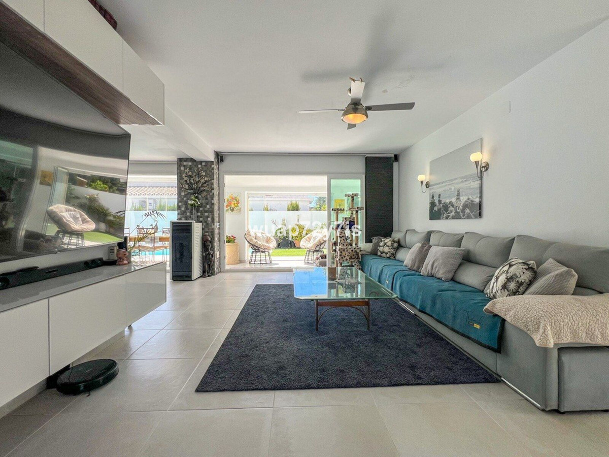 Huis te koop in Estepona | 3 slaapkamers H5353549