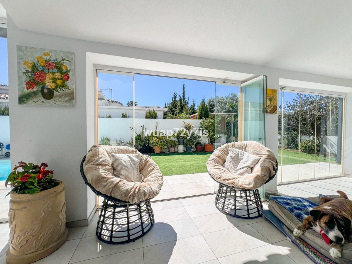 Huis te koop in Estepona | 3 slaapkamers H5353549